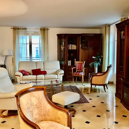 L'ambassadeur - Face A L'opera - Hyper Centre - Parking Prive Apartman *